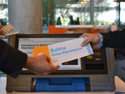 Llegaron a Neuquén los dispositivos para emitir el voto electrónico el 24 de octubre