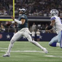 Eagles aplastan 34-6 a unos desacertados Cowboys sin Prescott