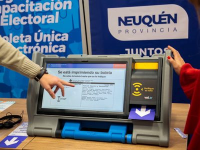 Elecciones municipales: abrieron los comicios en Neuquén capital