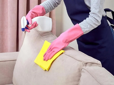 El truco de la abuela con solo 3 ingredientes para limpiar tus sillones y dejarlos como recién comprados