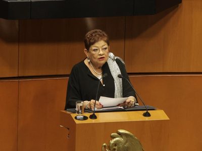 El Senado oficializa la llegada de Ernestina Godoy a la FGR