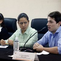Denuncia Morena fraude para salvar registro a partido morenovallista