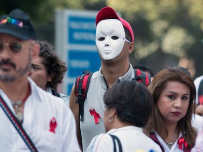Celebran derogación del artículo 159 del Código Penal; "criminalizaba a portadores de VIH"