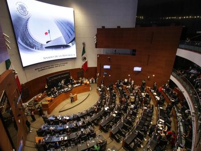 Senado emite declaratoria de aprobación de reforma que amplía presencia del Ejército en las calles