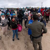 Candidaturas presidenciales, sin comprender la nueva migración mexicana