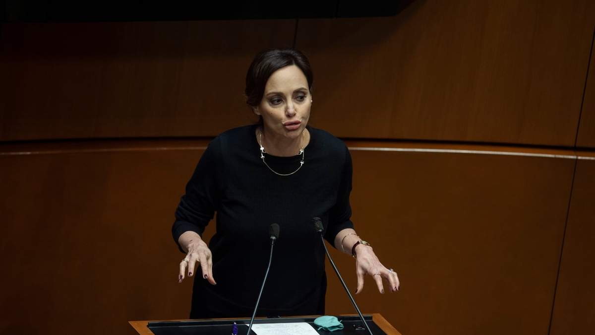 La senadora panista Lilly Téllez