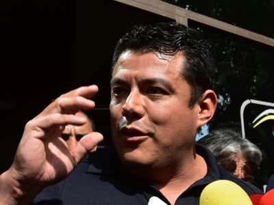 Vinculan a proceso a exlíder sindical de Bomberos de la CDMX por lavado de dinero
