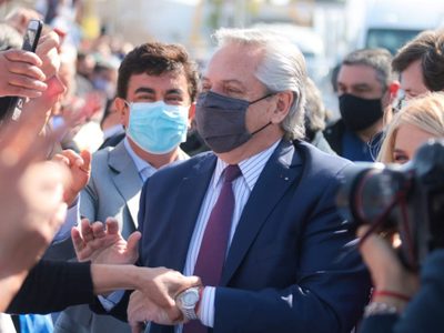 “El mensaje que hemos recibido lo hemos oído”: Alberto Fernández inició la campaña tras la derrota