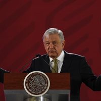 Hay que hacer más con menos: AMLO ante críticas por recortes