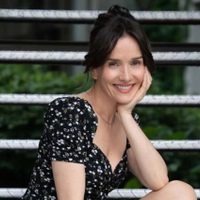 Pequeña y poderosa: la hermosa planta que Natalia Oreiro eligió para decorar la mesa de su casa