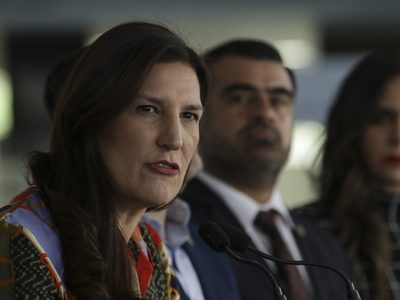 Kenia López Rabadán aclara sus aspiraciones: "Me refería a la Presidencia de la Cámara de Diputados"
