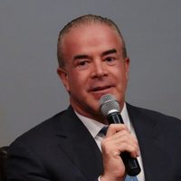 Miss Universo sale de México en medio de investigación por huachicol contra Raúl Rocha