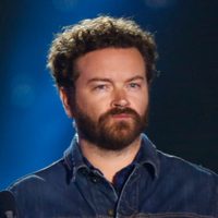 Danny Masterson sentenciado a entre 30 años y cadena perpetua por violación de dos mujeres