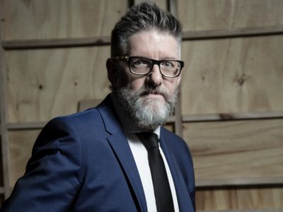 Al calor del amor: con un look primaveral, Luis Novaresio se retrató junto a Braulio de esta manera