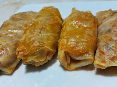 Rolls de repollo rellenos de carne picada: resolvé tu próxima comida con esta receta rica y saludable