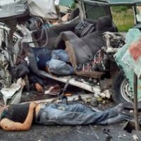 Dos muertos y un herido tras choque en autopista de Michoacán