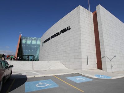 Acusar a una mujer por violencia vicaria es un error jurídico, denuncia colectiva