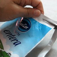 No tires el sachet de leche y transformalo en este sobre térmico para llevar lo que quieras este verano
