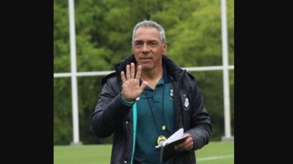 Martín Pérez Padrón, director técnico del equipo femenil de Santos