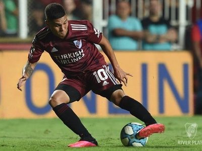 La estrategia de Ajax para llevarse a Juanfer Quintero