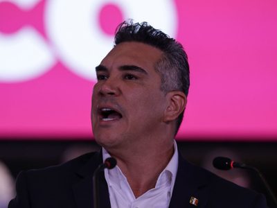 “Alito” califica de farsa el cateo en Campeche y llama “fiscal carnal” a Renato Sales