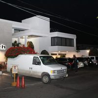 El prófugo Caro Quintero manda corona a su ahijado "El Azulito", muerto por covid-19