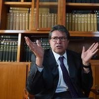 Monreal propone que regulación de la mariguana se apruebe hasta septiembre