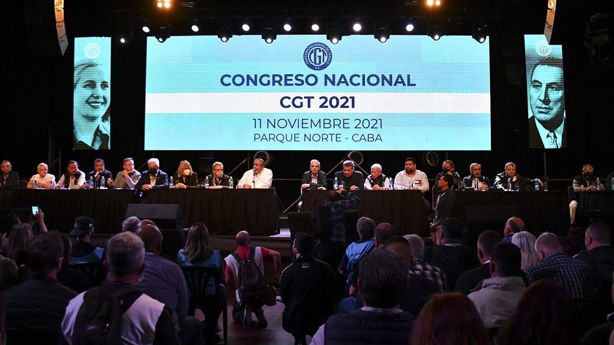 El nuevo triunvirato de la CGT estará a cargo hasta el 2024. Fuente: (Twitter)