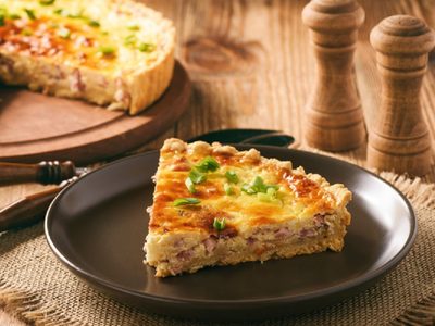 La mejor tarta de jamón y queso del mundo: resolvé tu cena con esta receta que es una locura