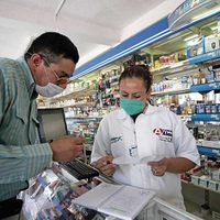 Farmacovigilancia bajo sospecha: Un "vacío informativo" que impacta en la salud