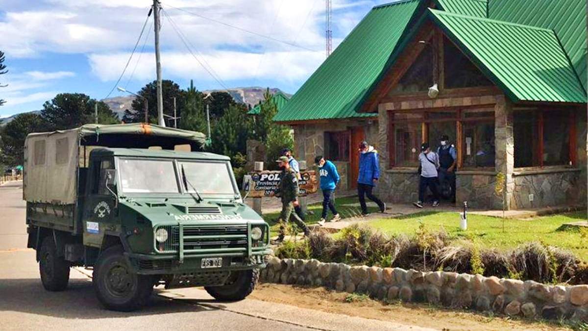 Chilenos ilegales en Villa Pehuenia. Fuente: (Twitter)