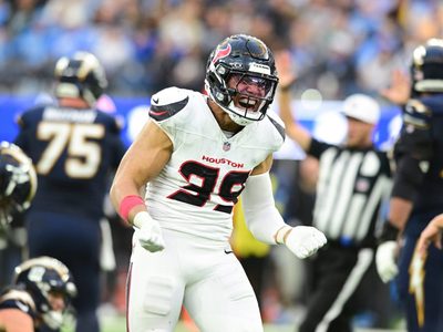 Texans aseguran tercer pasaje consecutivo a playoffs con victoria sobre Chargers