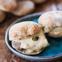 Sándwiches de vitel toné: con esta receta llevá a otro nivel los clásicos de miga y sorprendé