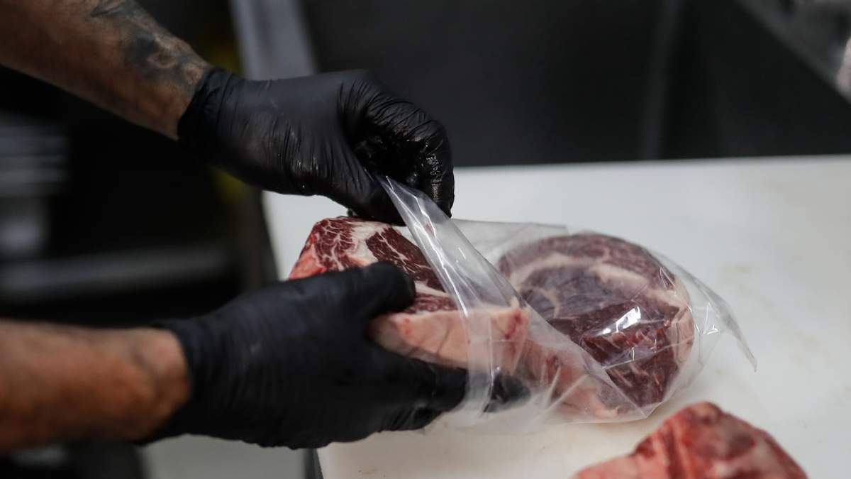 El Gobierno levantó las prohibiciones de exportación de carne el pasado martes. Fuente: (Twitter)