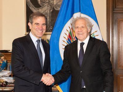 Lorenzo Córdova critica el Plan B en la OEA; Almagro elogia al INE
