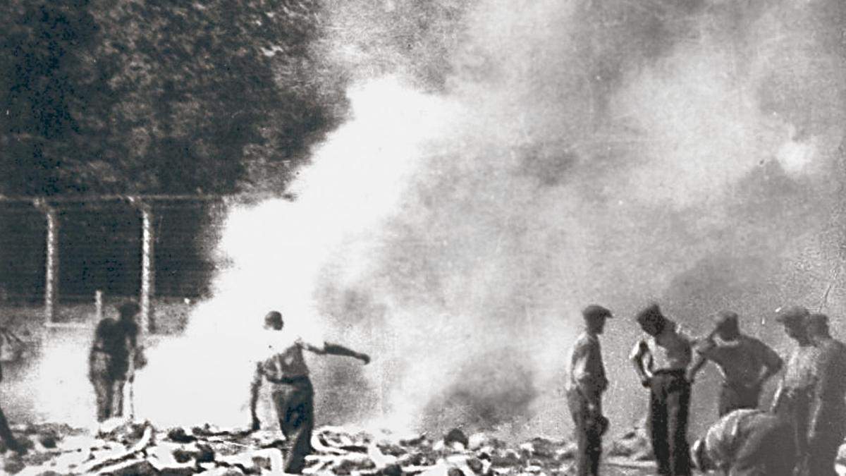 Sonderkommando. Cremación de cadáveres