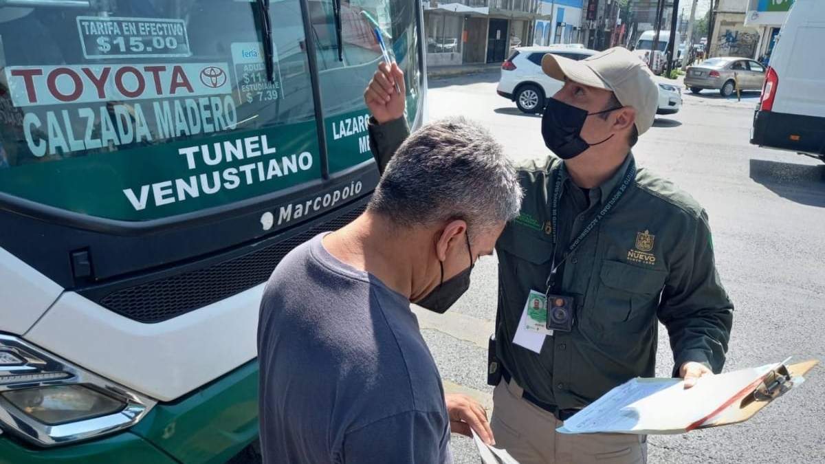El gobierno de Nuevo León aplicó multas a transportistas que elevaron las tarifas