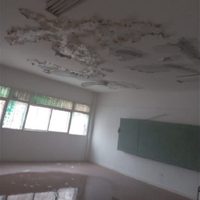 Padres de la Escuela 63 de Cutral Co se mostraron preocupados por las filtraciones de agua en los techos