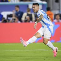 Sin Messi, Argentina conquista su 16 Copa América al vencer 1-0 a Colombia en caótica final