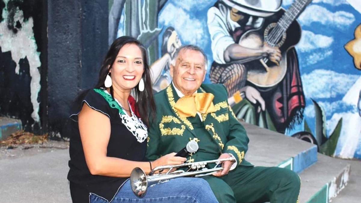 Lisa López-Galván, hija de un mariachi jalisciense que emigró de Jalisco a Estados Unidos