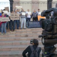 CNDH pide esclarecer delitos contra periodistas