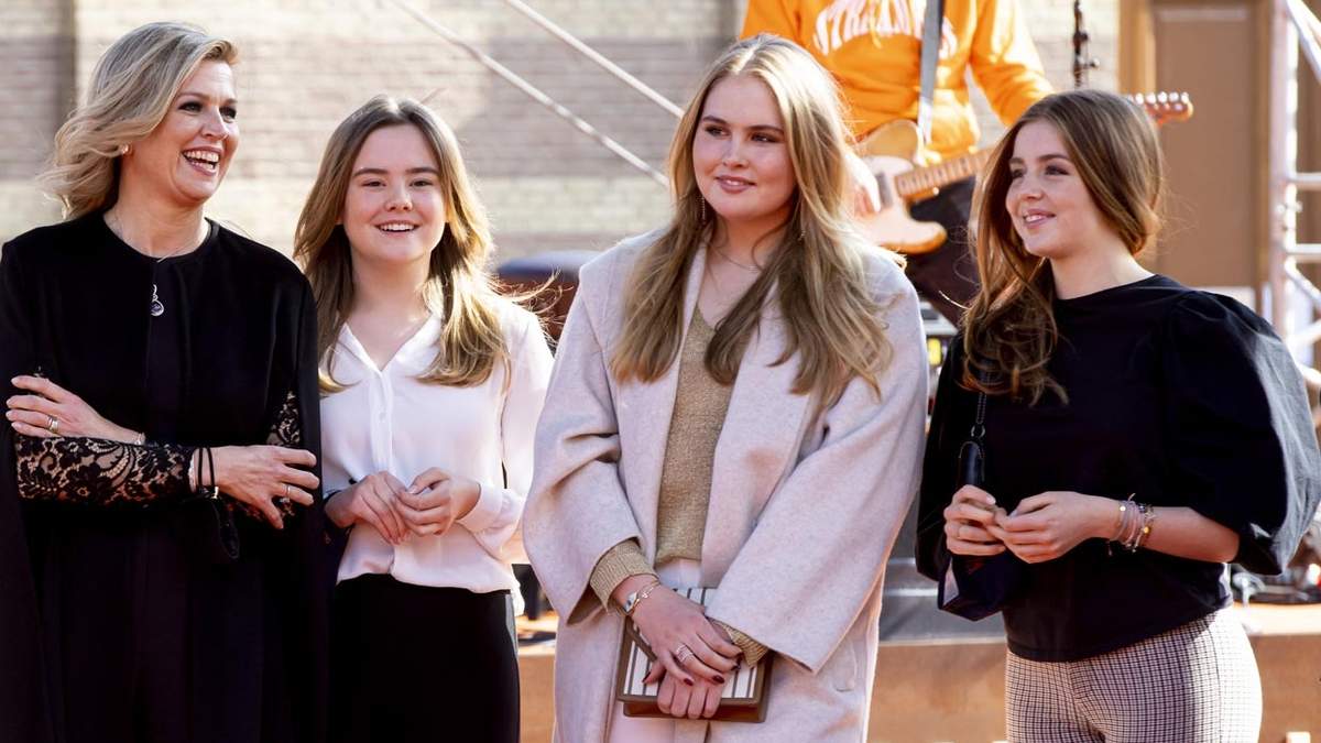 Máxima de Holanda y sus hijas. Fuente: (Instagram)