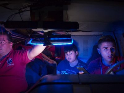 'Familia de medianoche”: ¿Quién podrá rescatarnos?