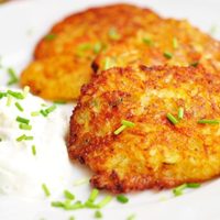 Crocantes de papa y zanahoria con 3 ingredientes: la opción más rica y fácil para tus cenas de este verano
