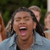 De qué se trata "Moxie", la nueva propuesta feminista de Netflix