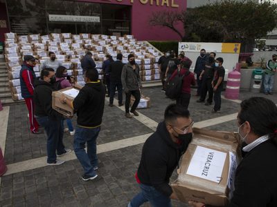 INE ya trabaja en las firmas recibidas en papel para revocación de mandato