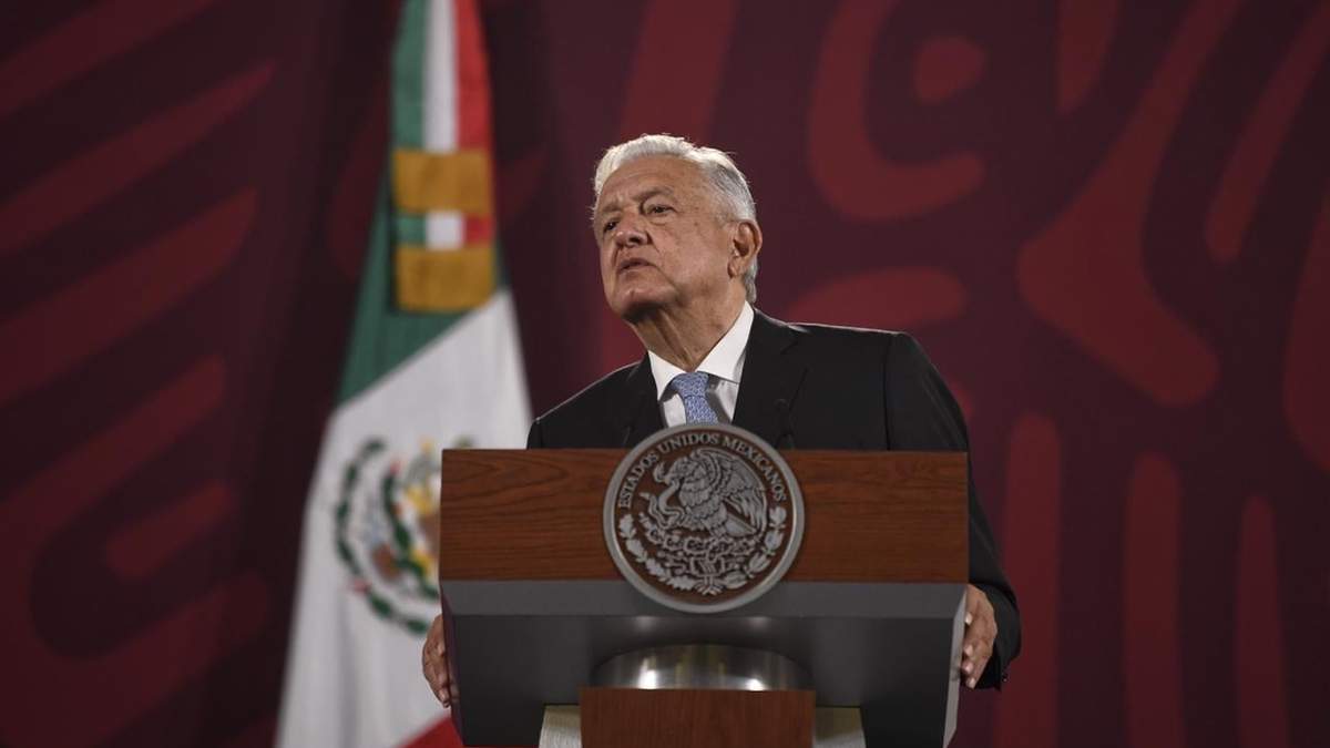 El mandatario cuestionó la legitimidad de los críticos del Tren Maya