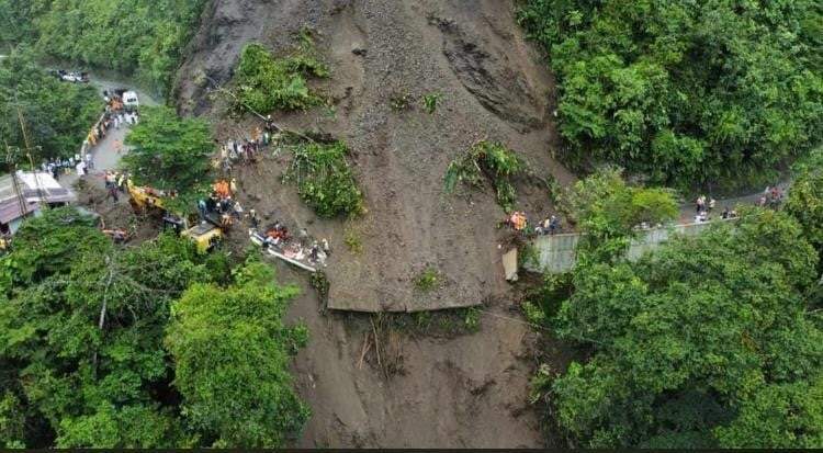 Derrumbe entre Chocó y Risaralda, Colombia