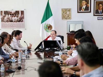 Gobernador Durazo y sector empresarial conjuntan acciones para fortalecer crecimiento económico