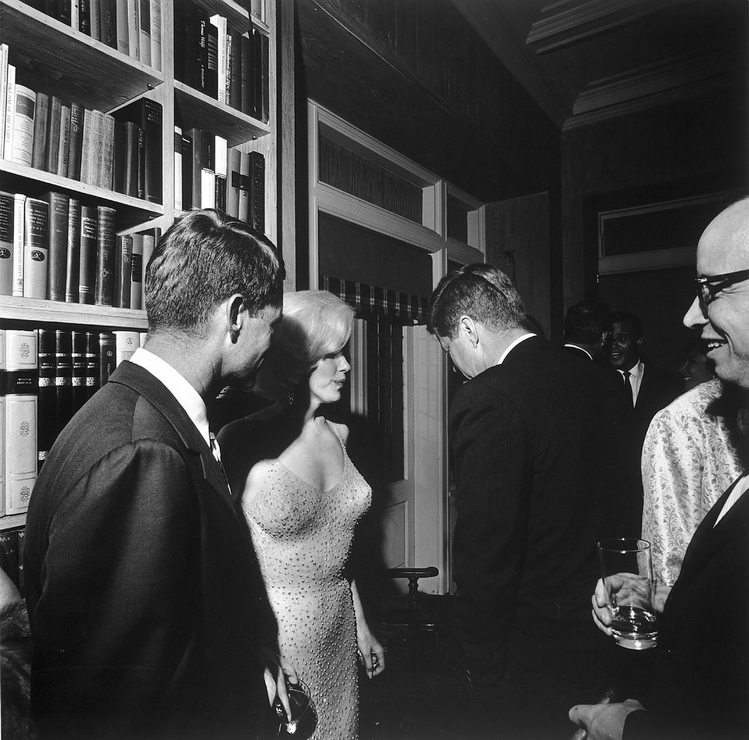 JFK_and_Marilyn_Monroe_1962_larger